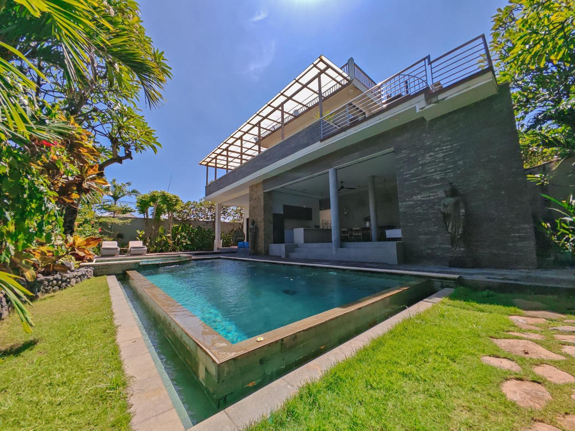 Ketewel Beach Villas And Spa Bilik gambar